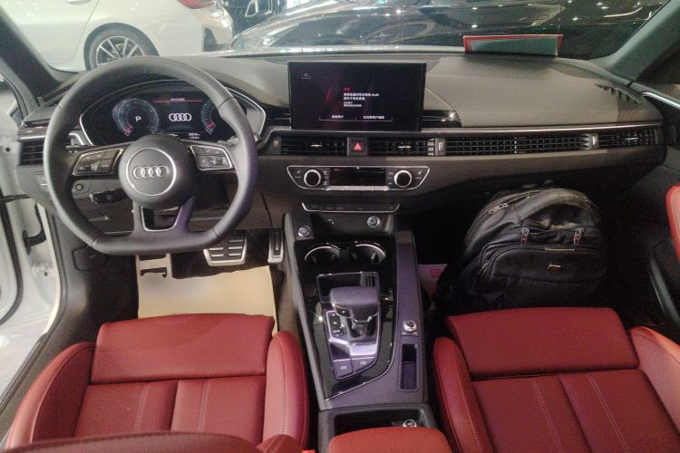 Used Audi A4L 2024 40 TFSI Luxury Dynamic Edition
