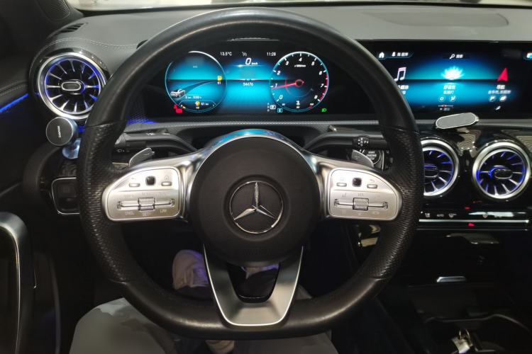 Used Mercedes-Benz A-Class 2021 A 200 L Sport Sedan Fashion Model
