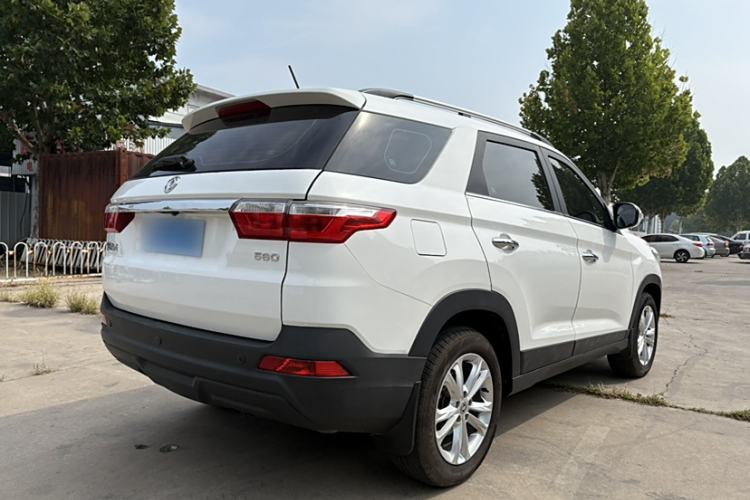 Used Dongfeng Fengon S560 2019 1.8L Manual Urban Model
