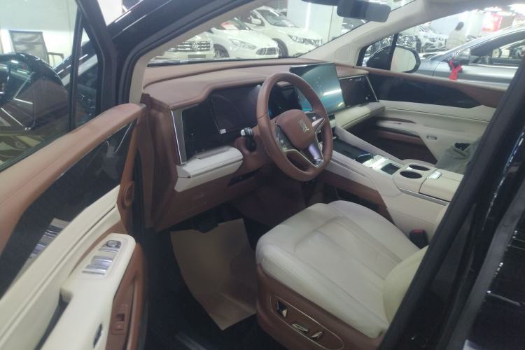 Used BYD Xia 2025 DM-i 1.5T 180km Excellence Model
