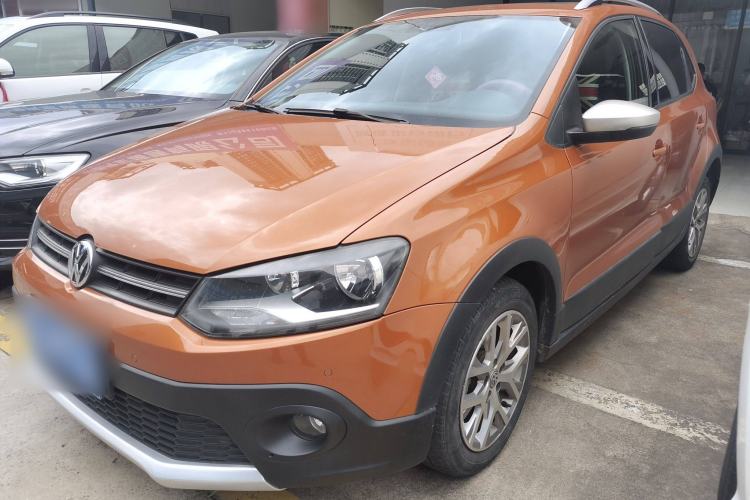 Used Volkswagen Polo 2016 1.6L Cross Polo Automatic
