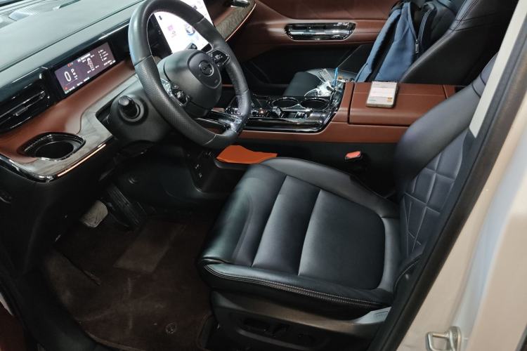 Used GAC Trumpchi E8 New Energy 2024 150km MAX+
