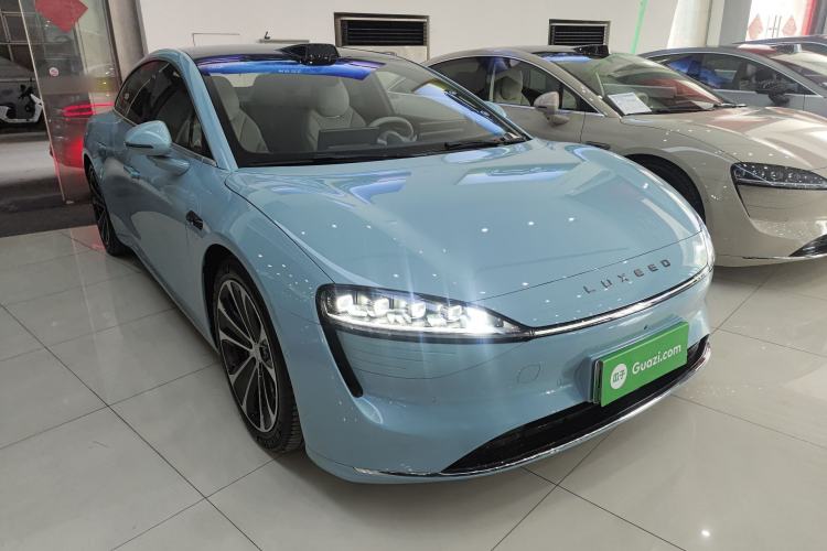 Used Hima Luxeed S7 2025 785 km Ultra
