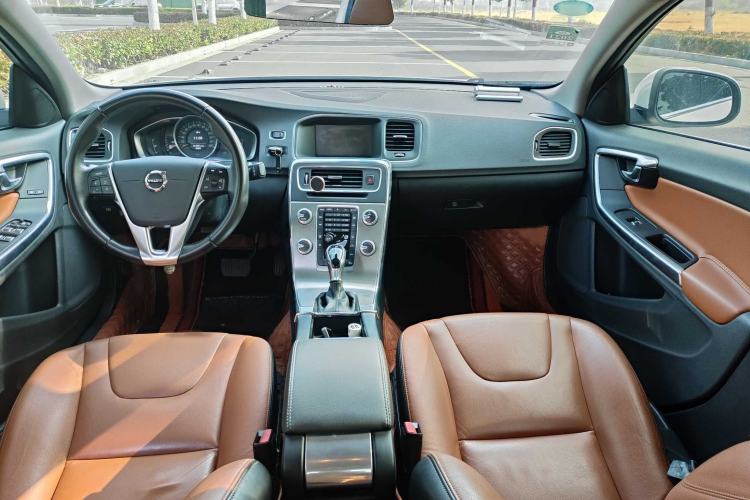 Used Volvo S60 2019 S60L Facelift T5 Intelligent Advanced Edition
