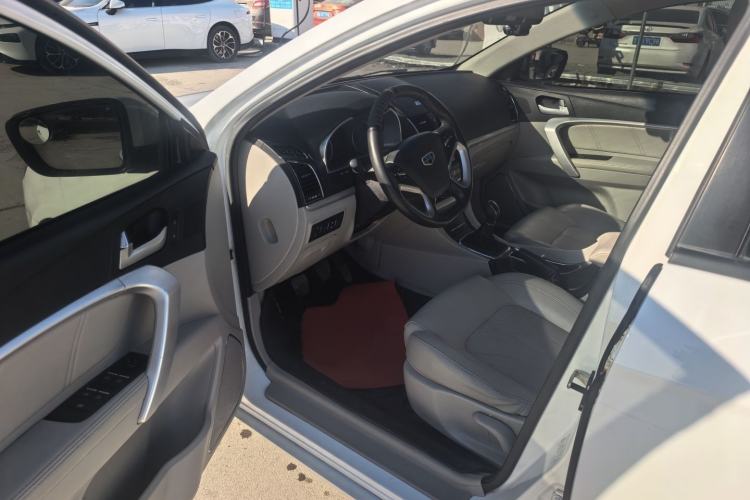 Used Geely Auto Emgrand 2016 Sedan 1.5L Manual Luxury Model
