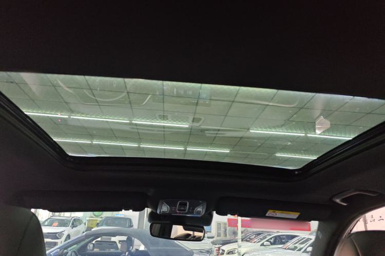 Used GAC Trumpchi GS8 2022 Linghang Series 2.0 TGDI Two-Wheel-Drive Luxury Smart Connectivity Version (7 Seats)
