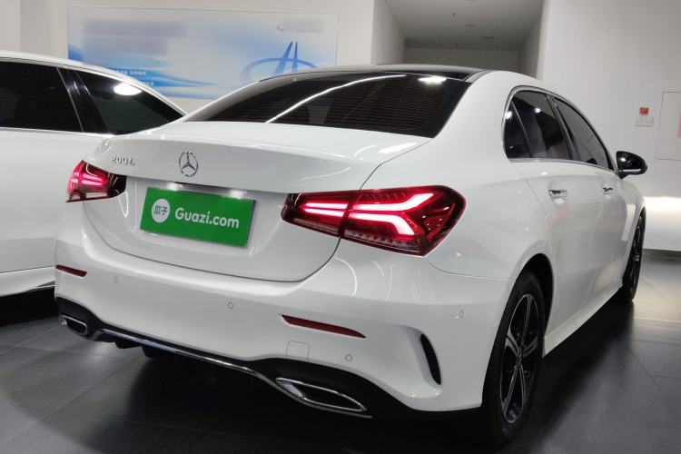 Used Mercedes-Benz A-Class 2022 Revised Version A 200 L Sport Sedan Fashionable Style