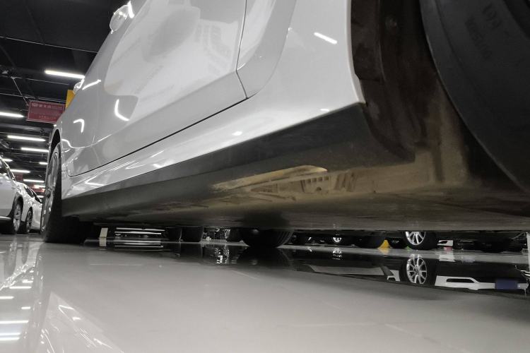 TDK.VehicleDetails.img