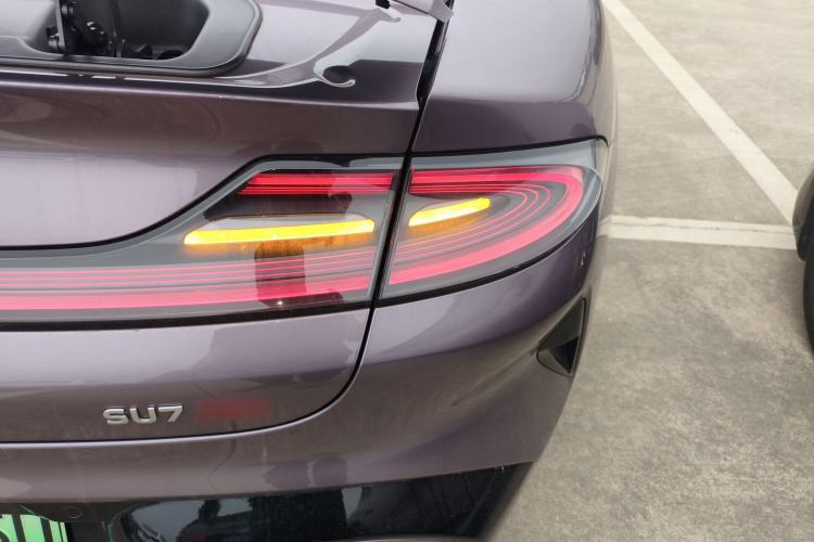 Used  SU7 2024 Four-Wheel Drive Ultra-Long Range Advanced Intelligent Driving Max Edition
