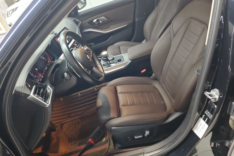 TDK.VehicleDetails.img