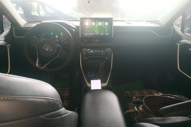 Used Toyota Wildlander 2020 2.0L CVT 4x4 Luxury Edition
