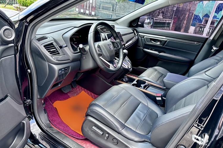 Used Honda CR-V 2019 Brilliant Edition Plus 240TURBO CVT Two-Wheel Drive Fashion Version China VI Emission Standard
