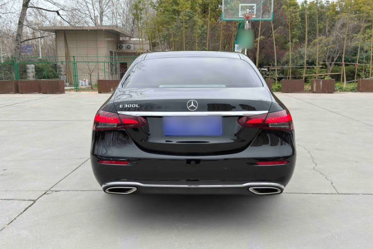 Used Mercedes-Benz E-Class 2023 E 260 L
