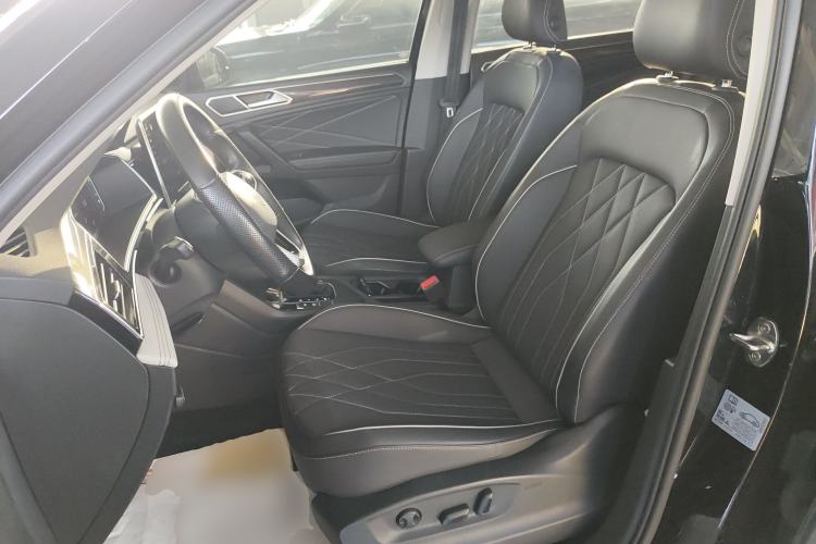 Used Volkswagen Tiguan L 2022 330TSI Automatic Two-Wheel Drive Smart Edition