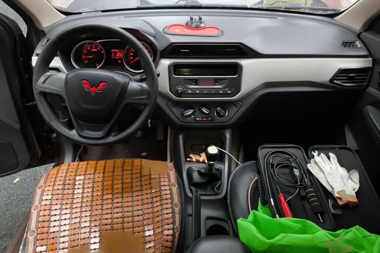 Used Wuling Hongguang 2021 1.5L Revised S Standard Version Hydraulic-Power-Assisted LAR