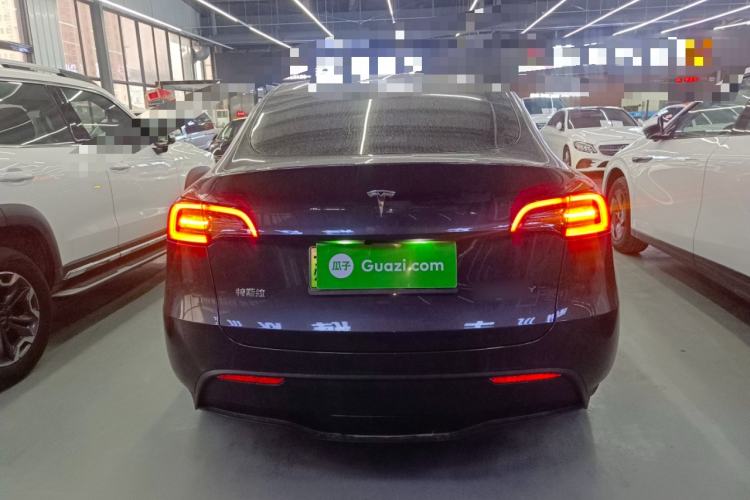 Used Tesla Model Y 2024 Long-Range All-Wheel-Drive Version