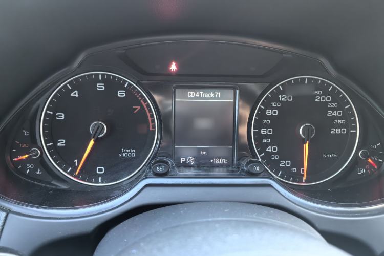 Used Audi Q5 2017 Plus 40 TFSI Technology Model