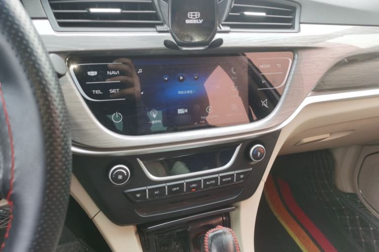 Used Geely Auto Emgrand 2017 Sedan Million Edition 1.5L CVT Luxury Model