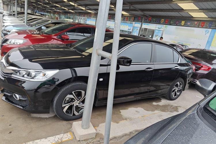 Used Honda Accord 2016 2.0L Comfort Edition
