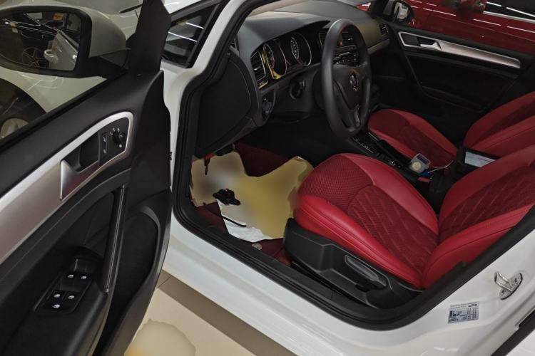 Used Volkswagen Golf 2019 1.6L Automatic Fashion Model China V Standard
