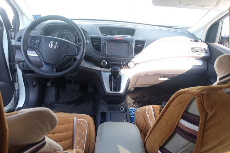 Used Honda CR-V 2012 2.0L two-wheel drive urban version
