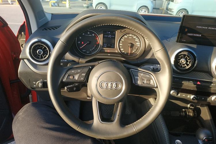 Used Audi Q2L 2022 35 TFSI Fashionable and Elegant Model
