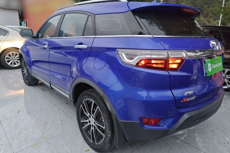 Used JMC Yusheng S330 2016 1.5L GTDi Automatic Two-Wheel Drive Flagship Edition
