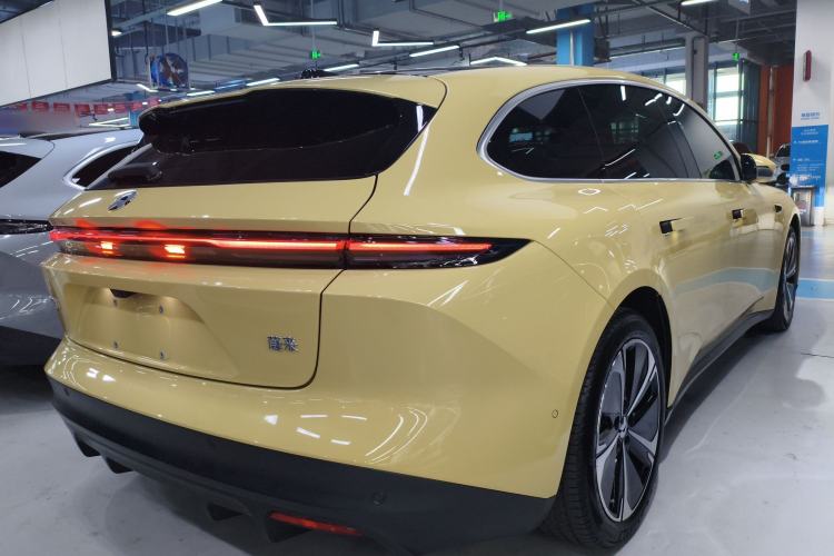 Used Nio ET5T 2025 75 kWh Touring