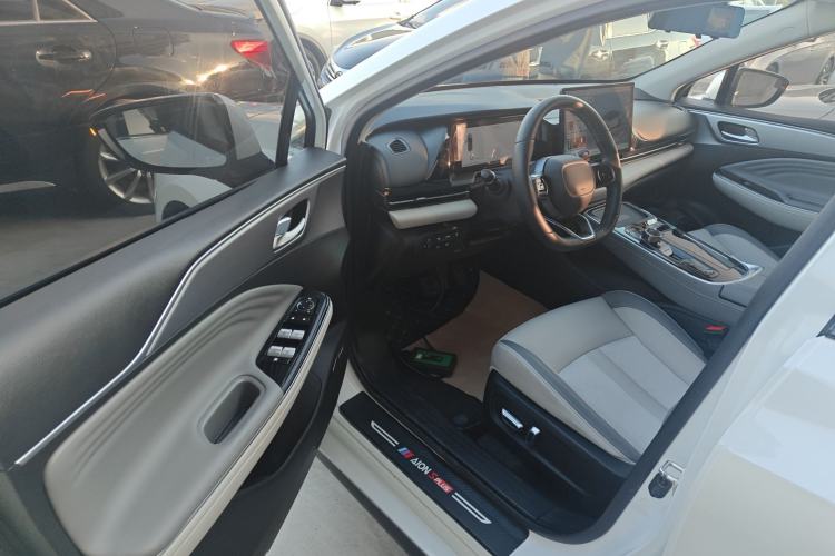 Used AION S Plus 2023 70 Intelligent Edition Lithium Iron Phosphate
