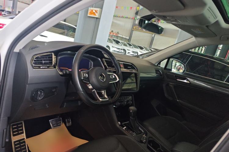 Used Volkswagen Tiguan L 2021 330TSI Automatic Two-Wheel Drive R-Line Enhanced Edition