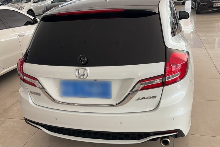 Used Honda Jade 2017 1.8L automatic Comfort version 5 seats