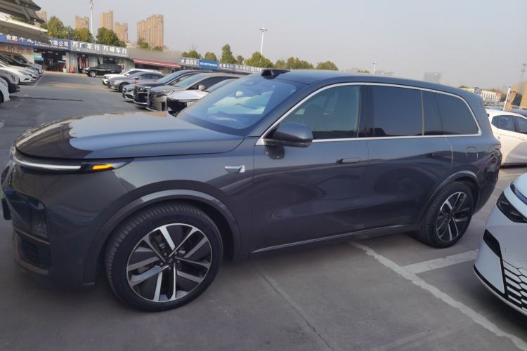 Used Li Auto L9 2022 Max model

