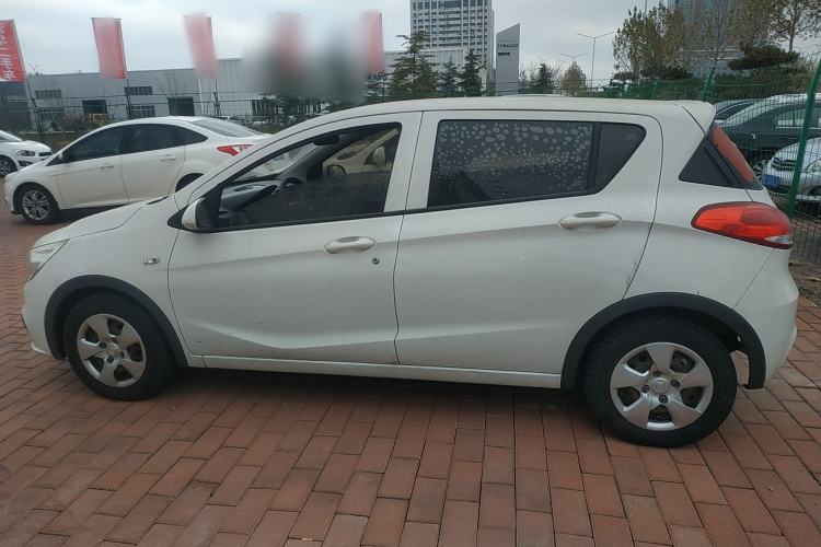 Used Baojun 310 2016 1.2L manual Comfort trim level
