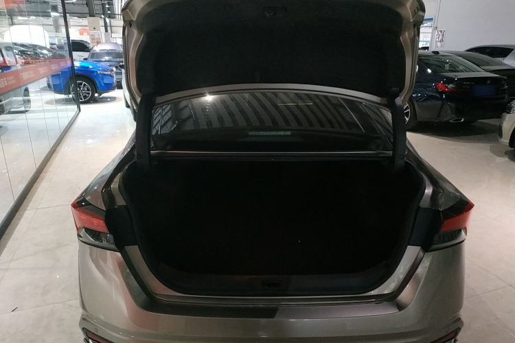 Used Nissan Teana 2022 2.0L XL-Upr Enjoyment Edition