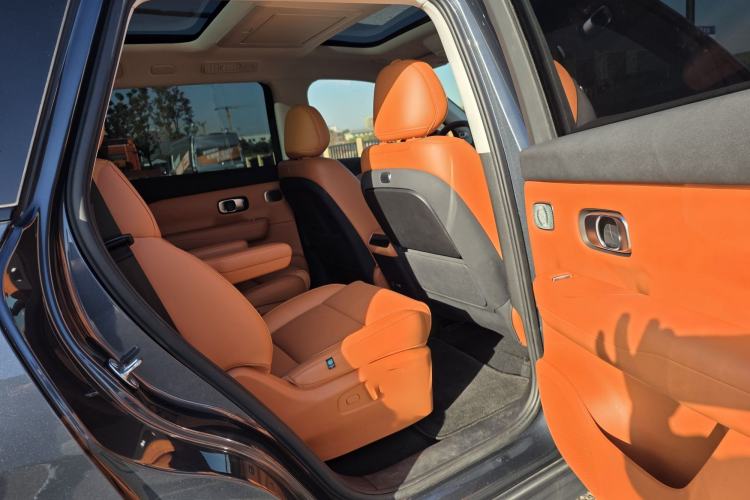 Used Leapmotor C16 2024 Range-Extended 200 Luxury Edition
