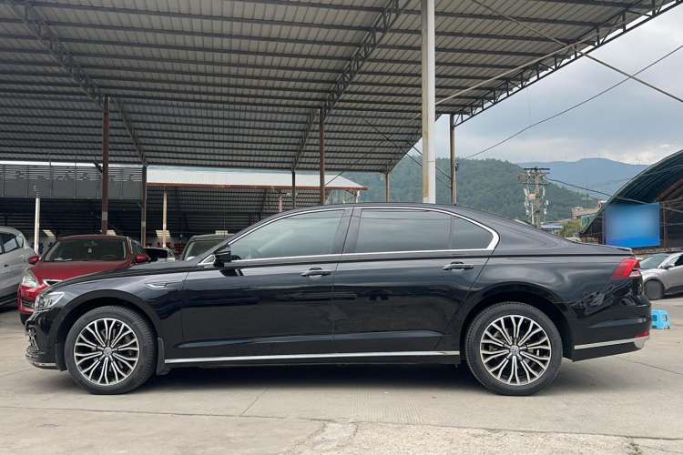 Used Volkswagen Phideon 2019 380TSI Two-Wheel Drive Business Edition China VI Standard
