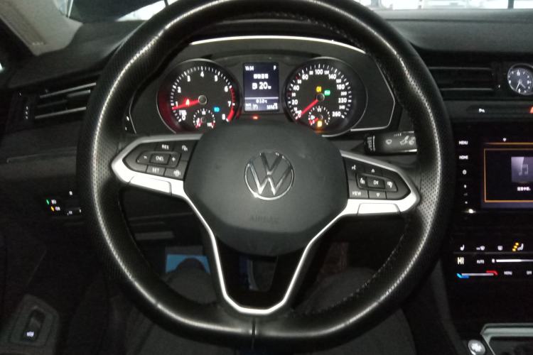 Used Volkswagen Magotan 2020 330TSI DSG Leading Model
