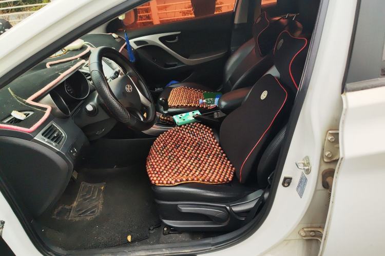 Used Hyundai Elantra (5th Generation / Langdong) 2015 1.6L Manual Fashion Edition
