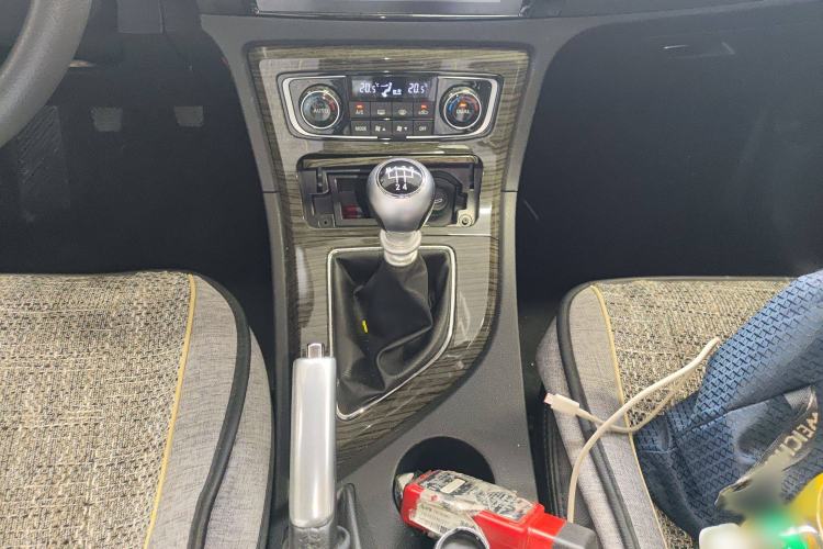 Used Zotye T600 2016 1.5T Manual Luxury Edition
