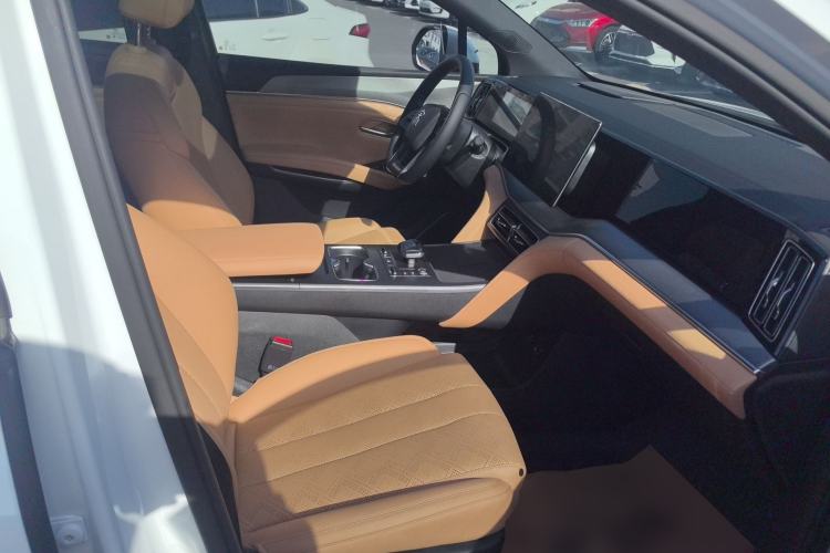 Used BYD Song L DM-i 2024 112 km Leading Edition