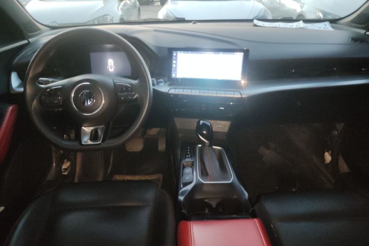 Used MG 5 2022 180 DVVT CVT Youth Luxury Edition
