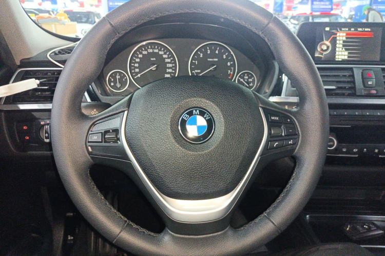 Used BMW 3 Series 2016 320Li Fashion Model
