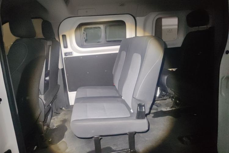 Used Ruichi EC75 2025 Model Passenger Vehicle Smart Driving Ultra-Charging Edition, Pioneer Type I, 52.16 kWh