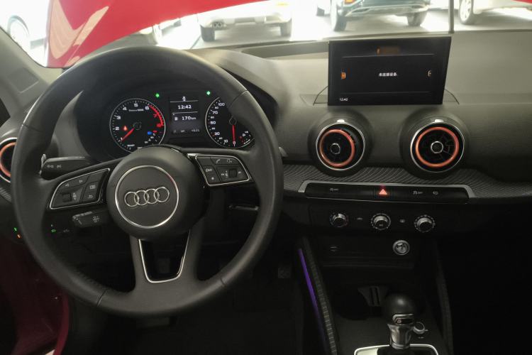 Used Audi Q2L 2018 35 TFSI Launch Exclusive Edition China VI