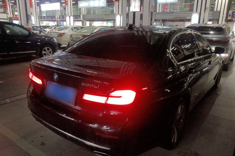 Used BMW 5 Series 2022 Second Facelift 530Li Luxury Edition Premium Package
