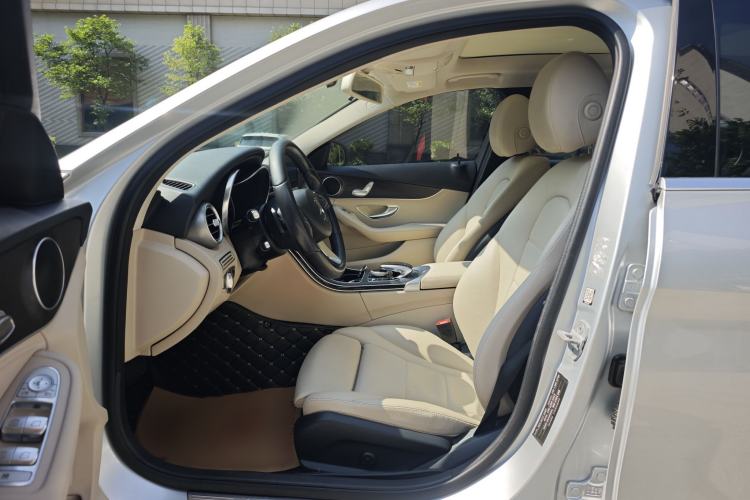 Used Mercedes-Benz C-Class 2015 C 200 station wagon