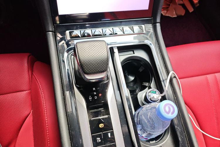 Used Hongqi H6 2024 2.0T ZhiMei Edition