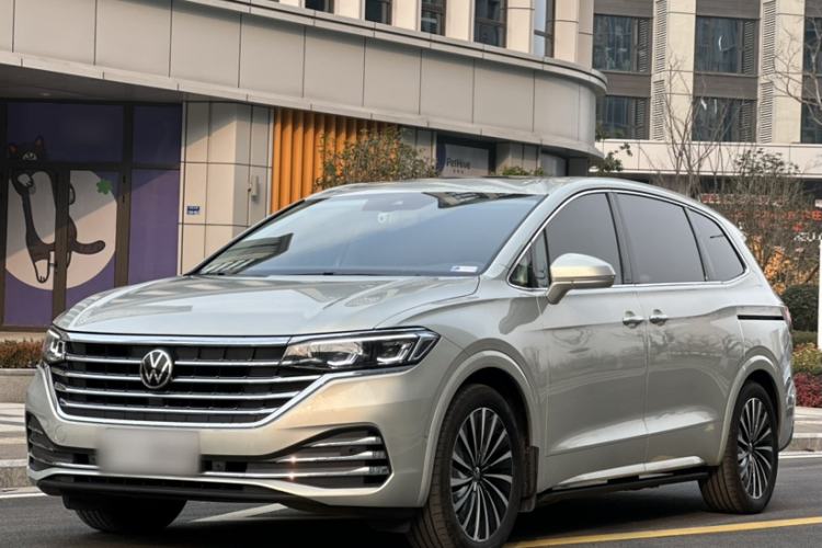 Used Volkswagen Viloran 2024 380TSI Premium Edition