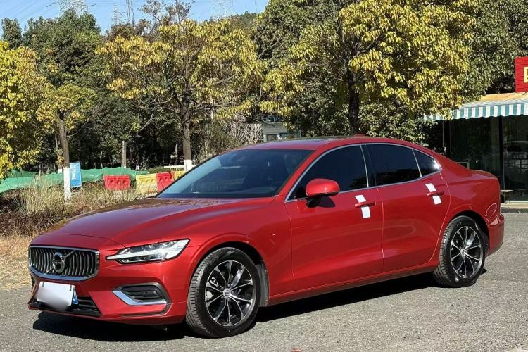 Used Volvo S60 2020 T4 Zhiyi Luxury Edition