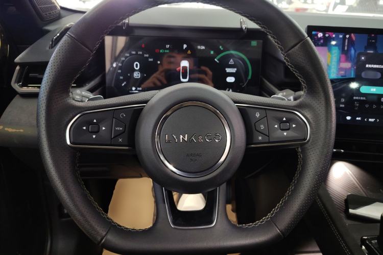 Used Lynk & Co 03 2023 1.5TD DCT JingPro
